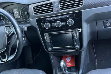 VW Caddy 64.300 km 19.100 &euro; Kitzingen 97318