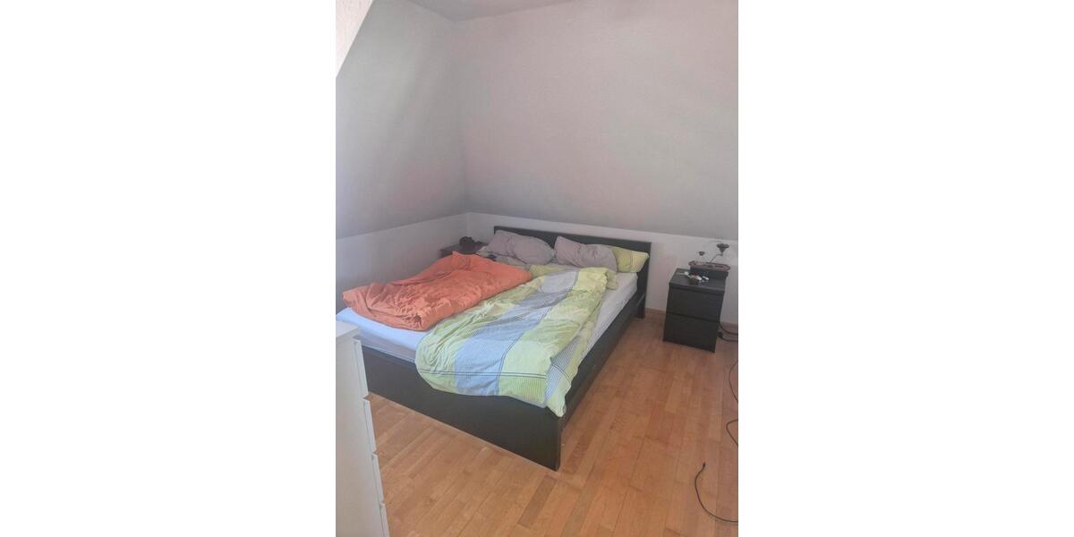Dachgeschoßwohnung Würzburg Sanderau - 3 Zimmer, 62 m&sup2;, 855&euro; | Angebot:26489937