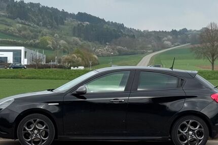 Alfa Romeo Giulietta 75.000 km 11.790 &euro; Würzburg 97070