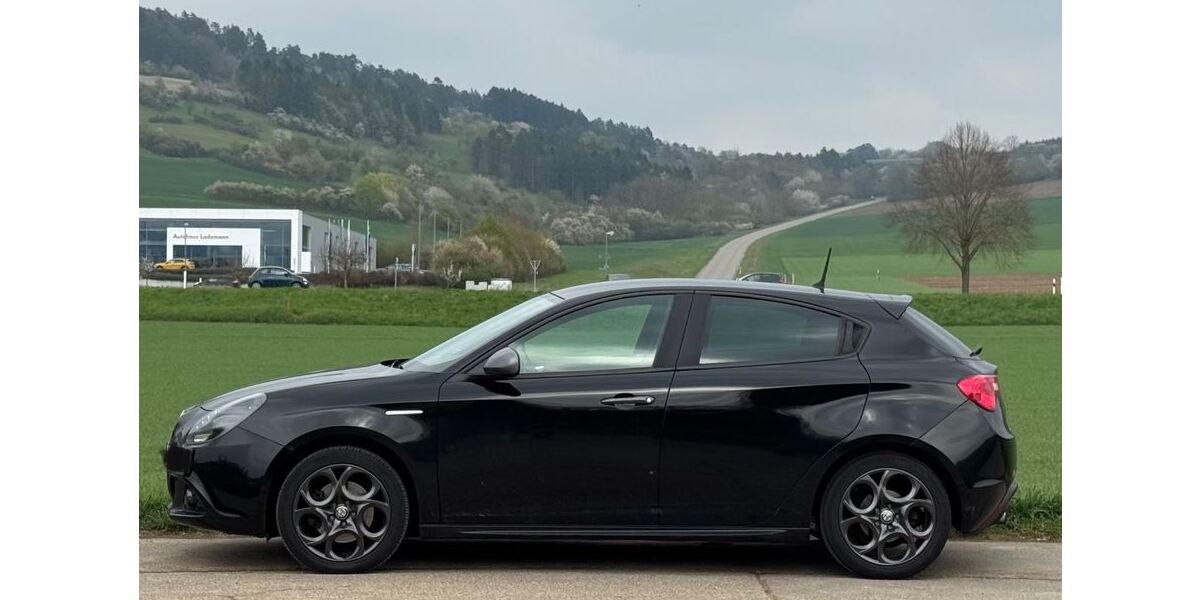 Alfa Romeo Giulietta 75.000 km 11.790 &euro; Würzburg 97070