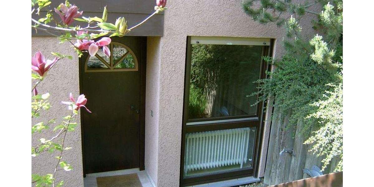 Freistehender Bungalow mit 2 Appartements 7 zimmer