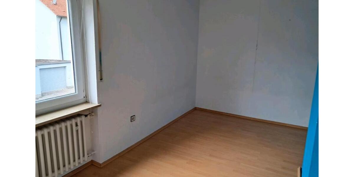 Einfamilienhaus Margetshöchheim - 8 Zimmer, 150 m&sup2;, 580.000&euro; | Angebot:25807340