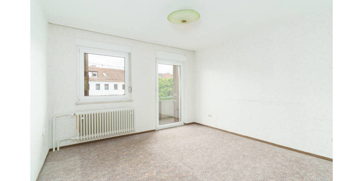 Reihenmittelhaus Würzburg Frauenland - 6 Zimmer, 104 m&sup2;, 399.000&euro; | Angebot:26797381