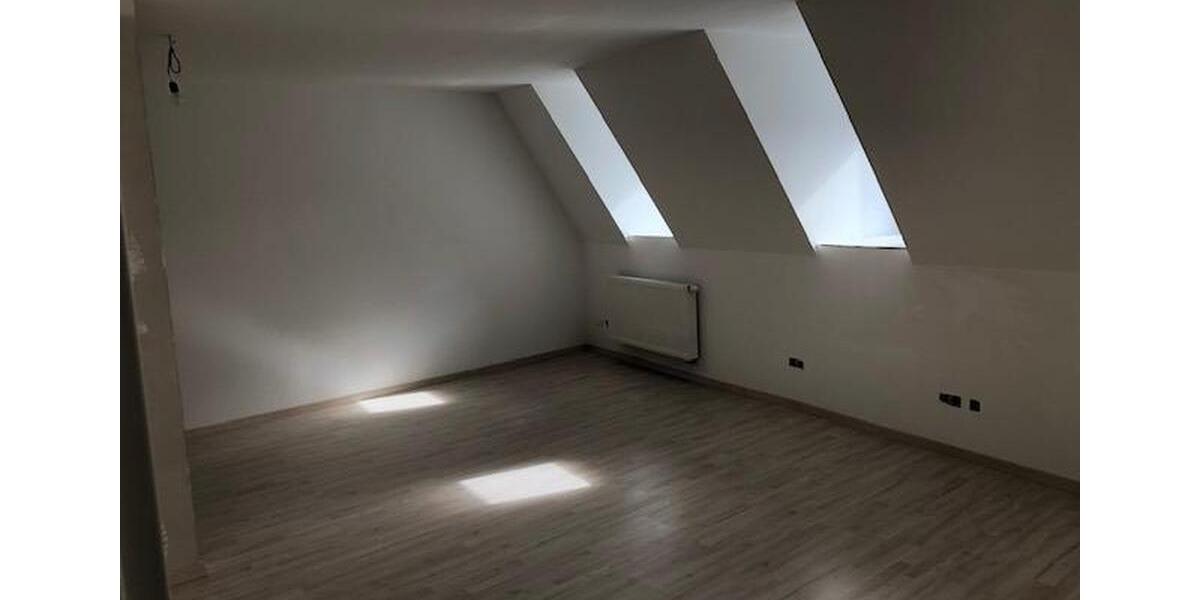 Maisonettenwohnung Ochsenfurt - 4.5 Zimmer, 170 m&sup2;, 1.590&euro; | Angebot:26677646
