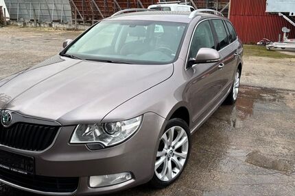 Skoda Superb 215.050 km 4.990 &euro; Höchberg 97204