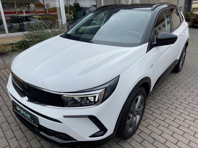 Opel Grandland (X) 11.350 km 24.950 € Ochsenfurt 97199