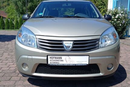 Dacia Sandero 98.000 km 2.880 € Grafenrheinfeld 97506