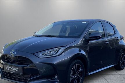 Toyota Yaris 1.500 km 23.990 &euro; Würzburg 97076