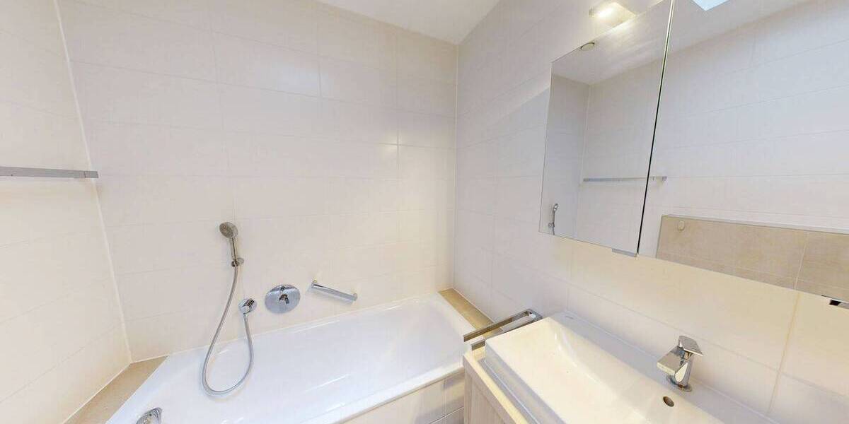 Reihenendhaus Würzburg Heuchelhof - 7 Zimmer, 170 m&sup2;, 590.000&euro; | Angebot:26028388