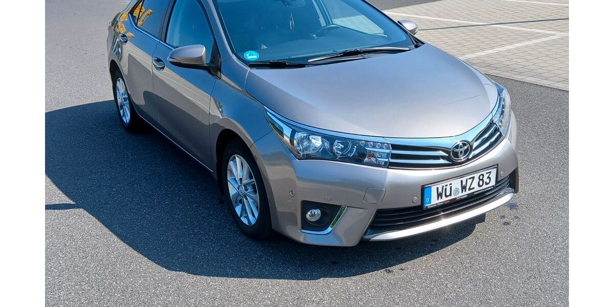 Toyota Corolla 145.000 km 11.990 &euro; Thüngersheim 97291