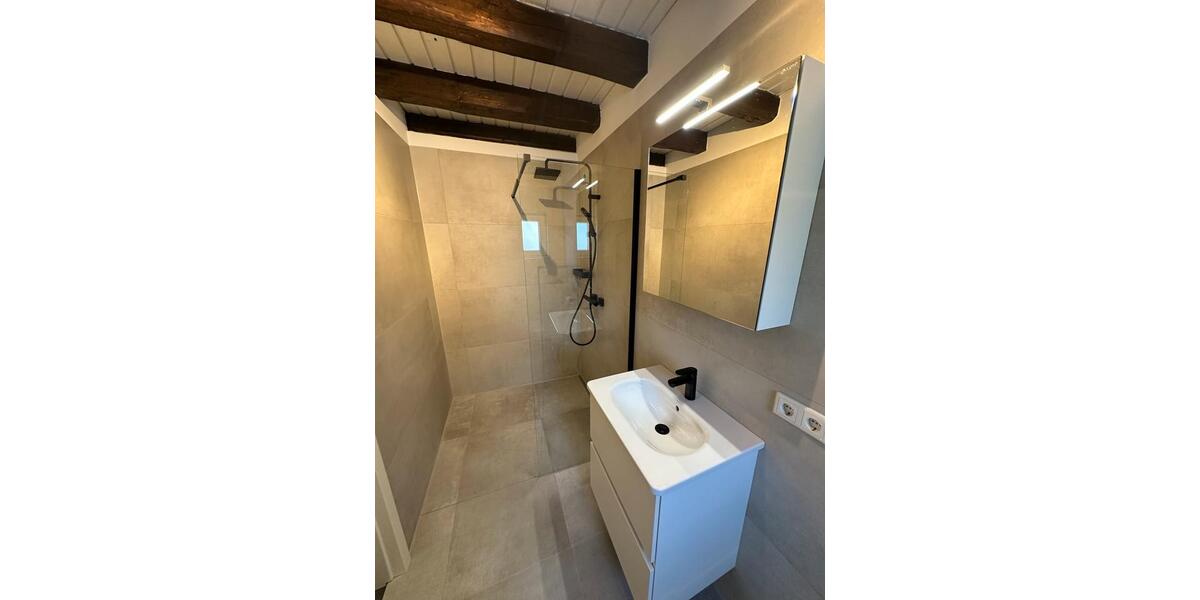 Tiny-House (47 qm) mit Garten und Garage 2 zimmer