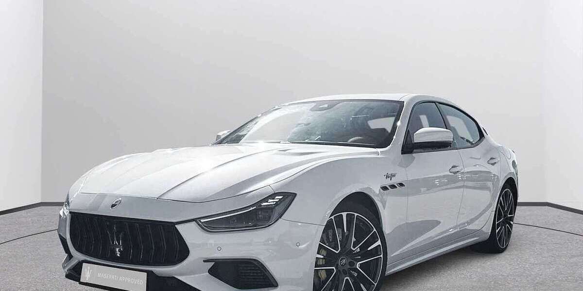 Maserati Ghibli 22.100 km 102.900 € Kürnach 97273