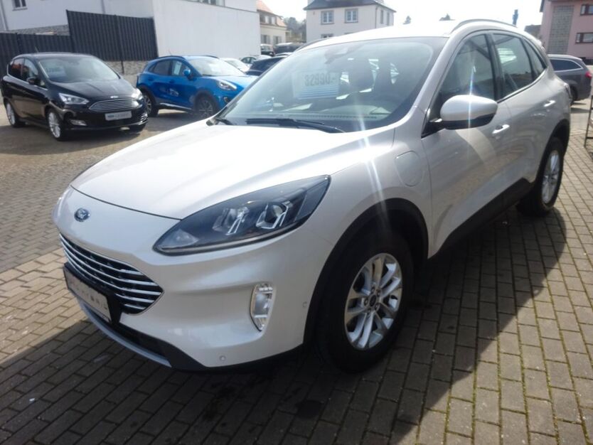 Ford Kuga 27.500 km 26.990 € Tauberbischofsheim 97941