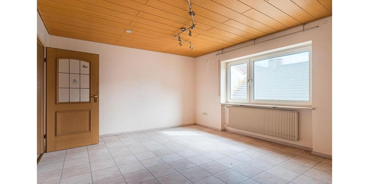 Mehrfamilienhaus, Wohnhaus Arnstein - 10 Zimmer, 260 m&sup2;, 499.000&euro; | Angebot:21979330