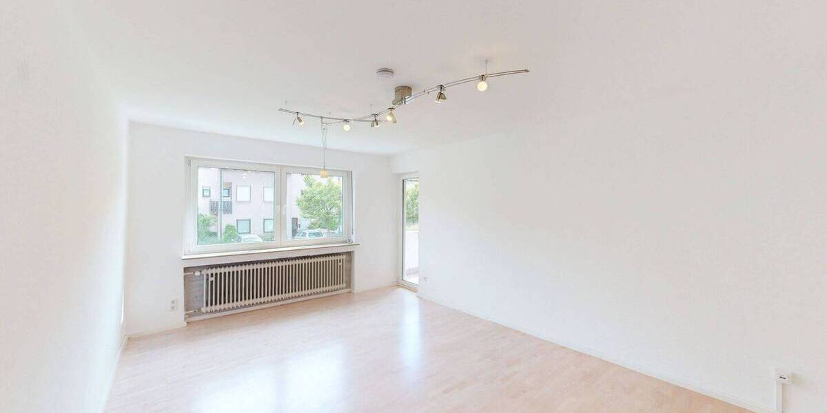 Etagenwohnung Würzburg Frauenland - 4 Zimmer, 95 m&sup2;, 1.200&euro; | Angebot:26731076