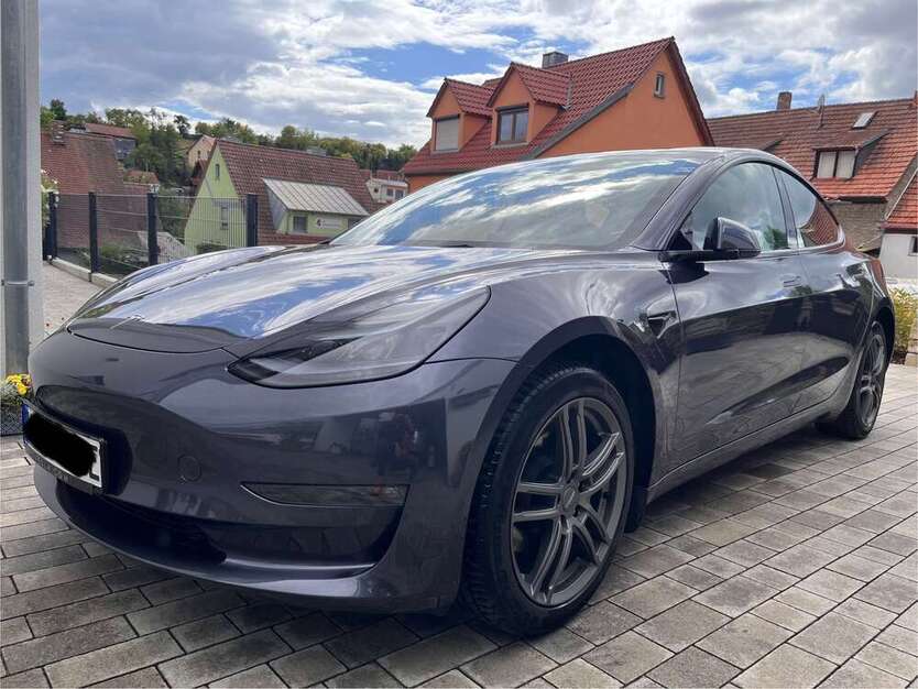 Tesla Model 3 47.500 km 28.000 € Mainstockheim 97320