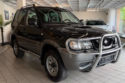 Nissan Terrano 284.000 km 4.999 &euro; Schwanfeld 97523