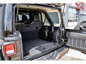 Jeep Wrangler Unl. Rubicon 3.0L V6 AHK Navi US Spec. 14.268 km 78.990 € Höchberg-Würzburg 97204