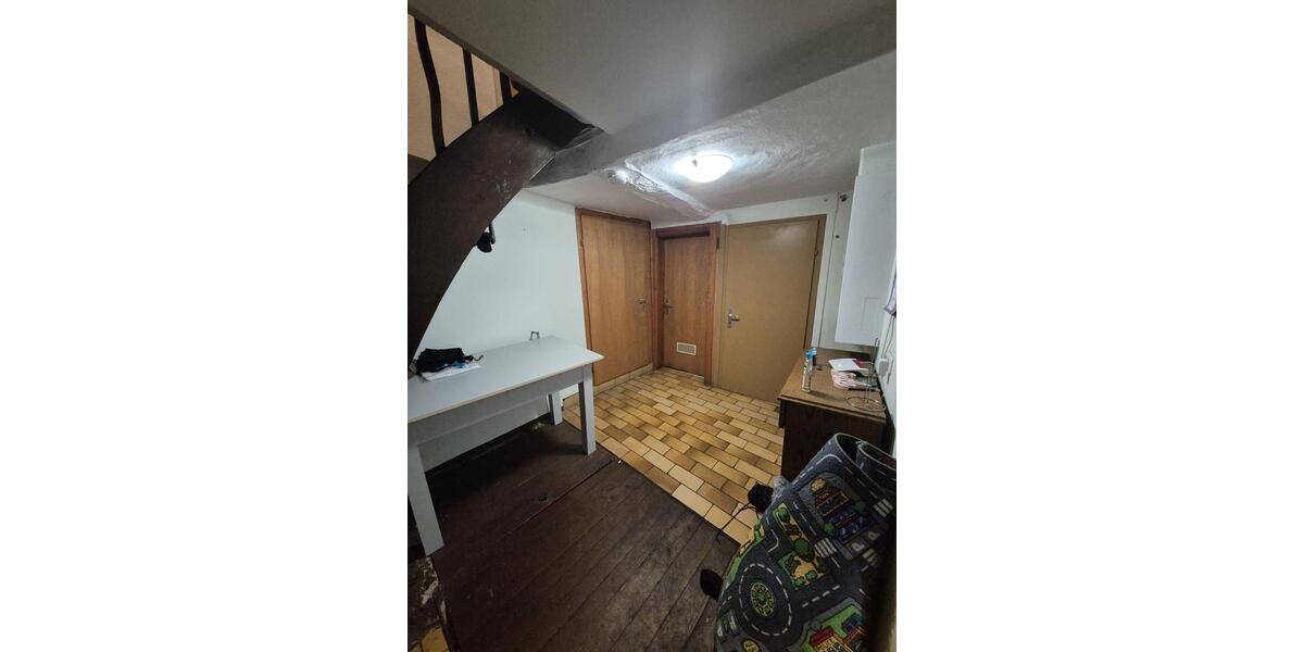 Einfamilienhaus Zellingen - 5 Zimmer, 100 m&sup2;, 58.000&euro; | Angebot:26195740