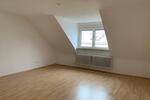 Dachgeschoßwohnung Gerbrunn - 3 Zimmer, 71 m&sup2;, 860&euro; | Angebot:26665642