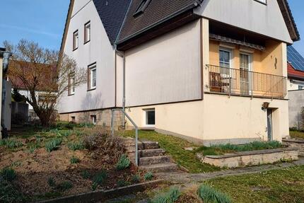 Haus Giebelstadt - 6 Zimmer, 144 m&sup2;, 295.000&euro; | Angebot:26762801