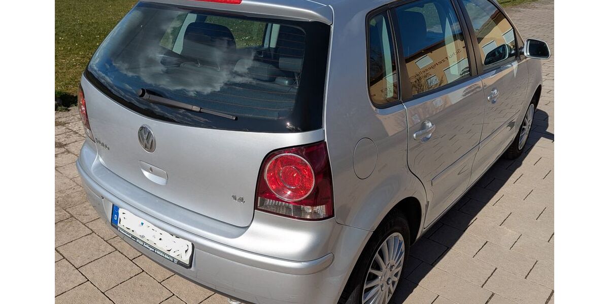 VW Polo 25.745 km 5.500 &euro; Zellingen 97225