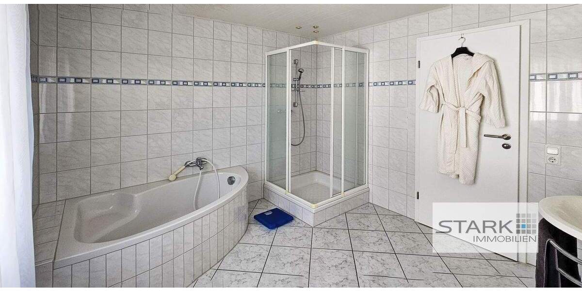 Mehrfamilienhaus, Wohnhaus Grünsfeld - 8 Zimmer, 353 m&sup2;, 595.000&euro; | Angebot:26486503