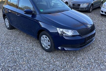 Skoda Fabia 118.500 km 6.990 &euro; Würzburg 97076