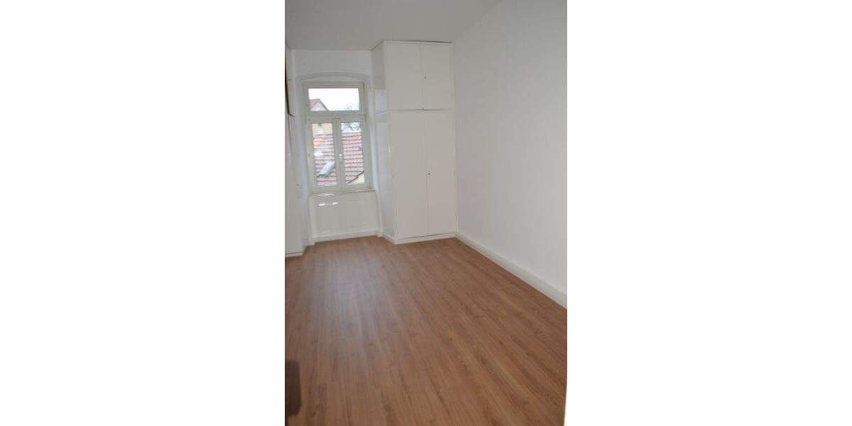 Etagenwohnung Kitzingen - 4 Zimmer, 114 m&sup2;, 830&euro; | Angebot:24906126