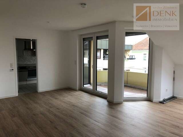 Etagenwohnung Kitzingen - 2.5 Zimmer, 76 m&sup2;, 239.000&euro; | Angebot:27296057