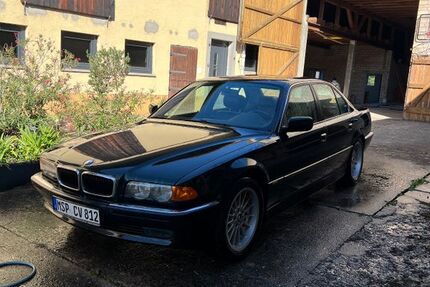 BMW 728 344.000 km 4.750 € Arnstein 97450
