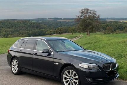 BMW 523 141.000 km 14.499 € Marktbreit 97340