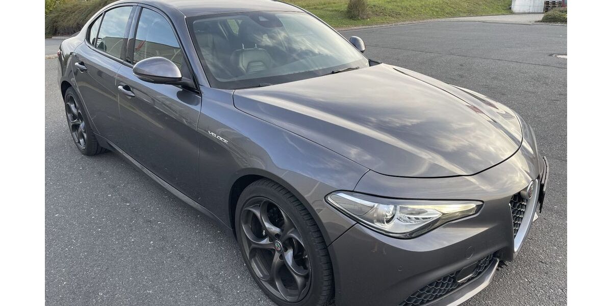 Alfa Romeo Giulia 100.000 km 23.950 &euro; Tauberbischofsheim 97941