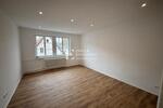 Etagenwohnung Kitzingen - 2 Zimmer, 90 m&sup2;, 900&euro; | Angebot:23819688