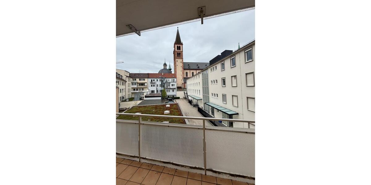 Etagenwohnung Würzburg - 3 Zimmer, 98 m&sup2;, 1.372&euro; | Angebot:26269102