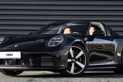Porsche 992 8.900 km 189.890 &euro; Estenfeld 97230