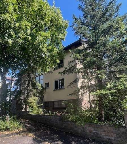 Haus zum Kaufen in Würzburg 875.000 € 262 m² 10 zimmer