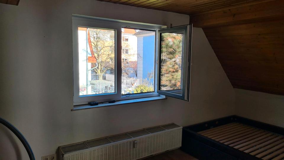 Dachgeschoßwohnung Würzburg Frauenland - 1 Zimmer, 16 m&sup2;, 550&euro; | Angebot:26422227