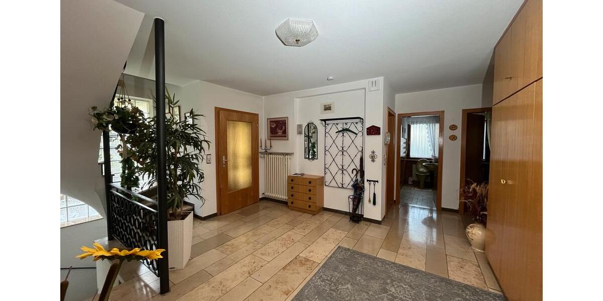 Mehrfamilienhaus, Wohnhaus Altertheim - 495.000&euro; | Angebot:26224317