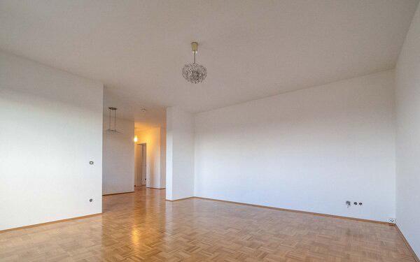 Etagenwohnung Würzburg Lengfeld - 3 Zimmer, 90 m&sup2;, 1.300&euro; | Angebot:26449995
