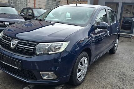 Dacia Sandero 96.000 km 5.490 &euro; Würzburg 97076