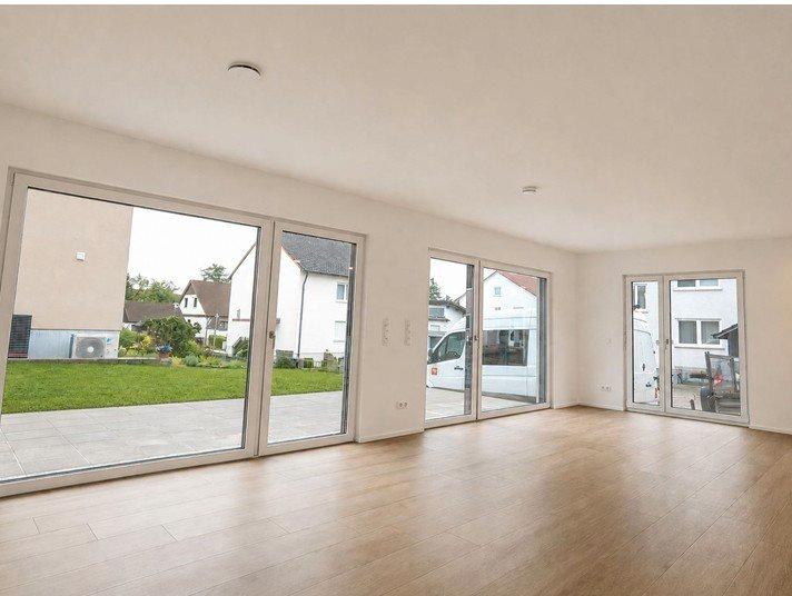 Doppelhaushälfte Unterpleichfeld - 5.5 Zimmer, 145 m&sup2;, 2.100&euro; | Angebot:26584365