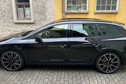 Seat Leon 60.500 km 23.499 &euro; Oberpleichfeld 97241