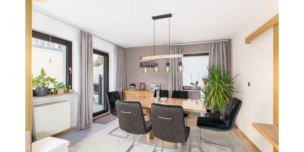 Einfamilienhaus Markt Einersheim - 5 Zimmer, 142 m&sup2;, 449.000&euro; | Angebot:25818359