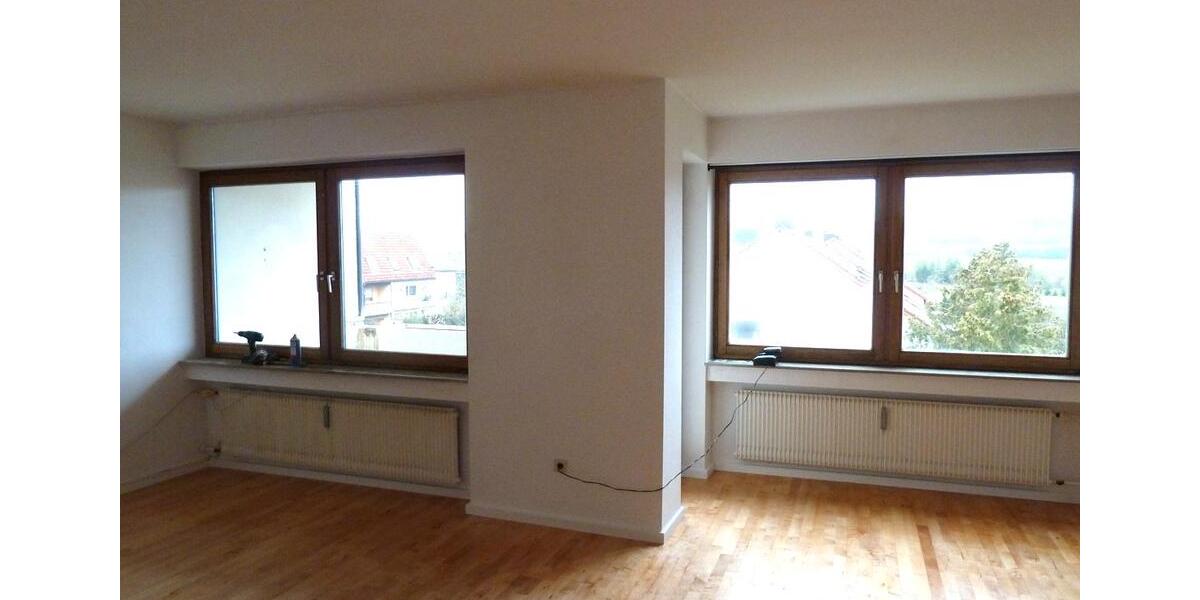 Etagenwohnung Volkach - 3 Zimmer, 105 m&sup2;, 1.000&euro; | Angebot:26649477