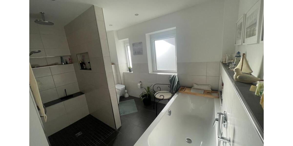 Modernisierte Eigentumswohnung im EG 3 zimmer