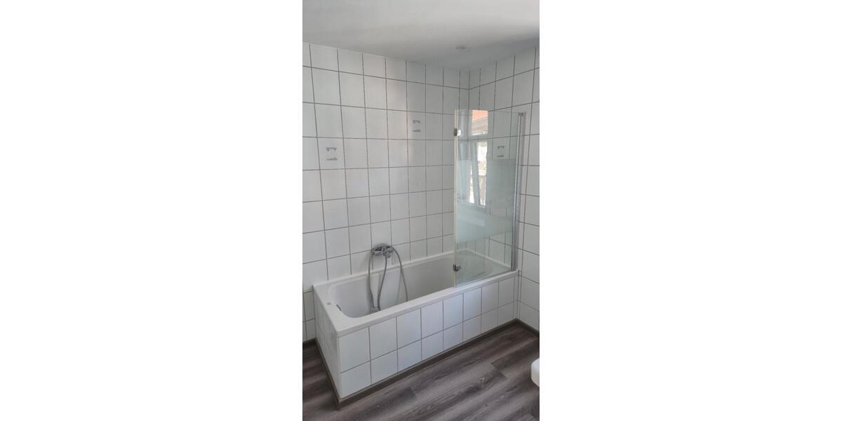 Etagenwohnung Ochsenfurt - 4 Zimmer, 111 m&sup2;, 950&euro; | Angebot:26626317