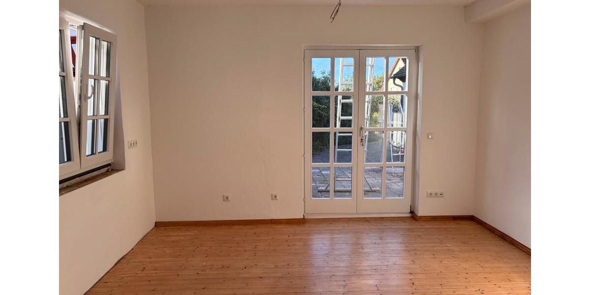 Einfamilienhaus Rödelsee - 5 Zimmer, 185 m&sup2;, 1.500&euro; | Angebot:27615605