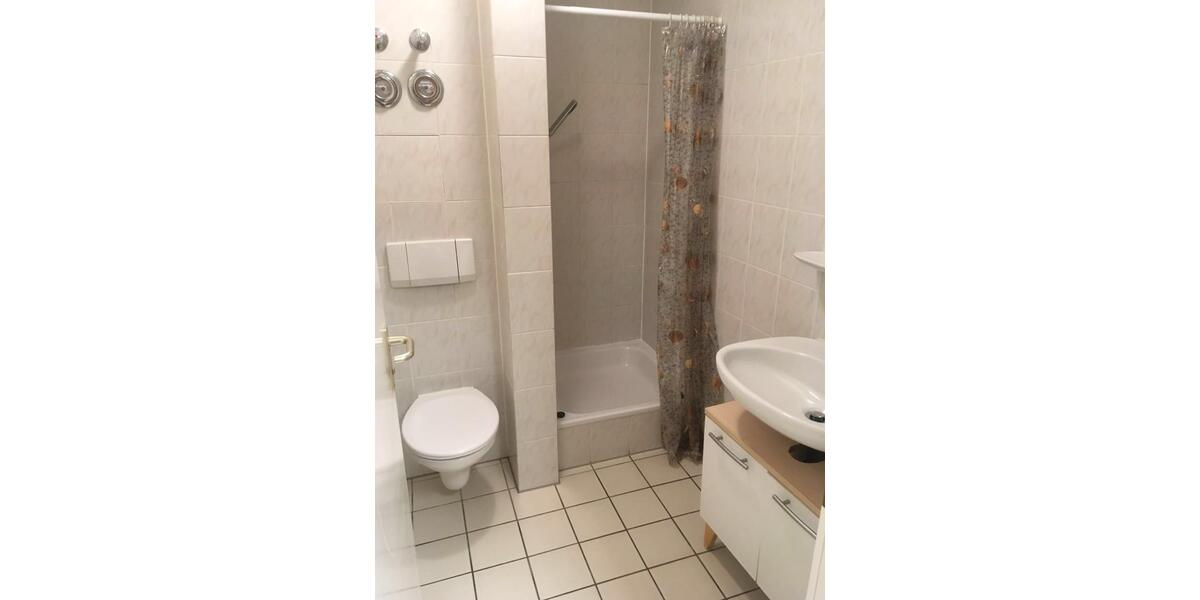 Erdgeschoßwohnung Würzburg Heuchelhof - 1 Zimmer, 30 m&sup2;, 120.000&euro; | Angebot:27168439