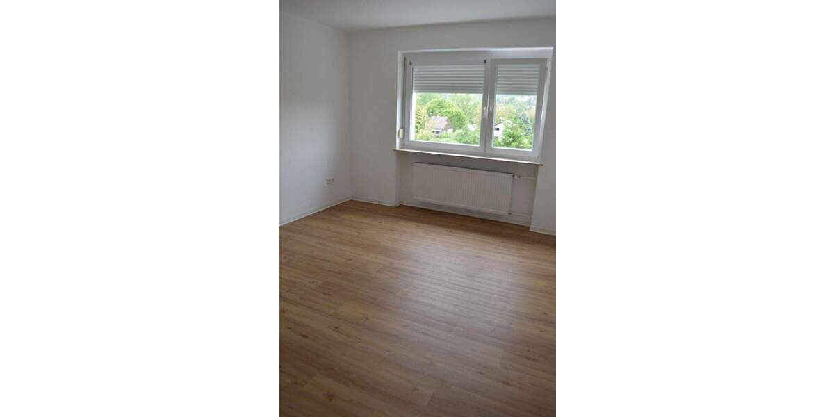 Etagenwohnung Margetshöchheim - 3 Zimmer, 80 m&sup2;, 1.045&euro; | Angebot:26641645